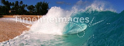 Ocean Wave at Keiki Beach