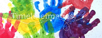 Kids hand paint