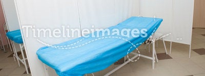 Medical treatment couch