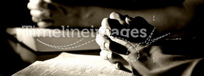 Man & Woman Praying Bibles (BW)