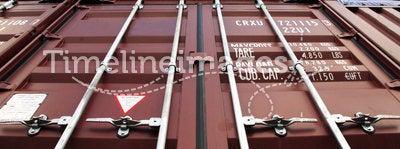 Container in red
